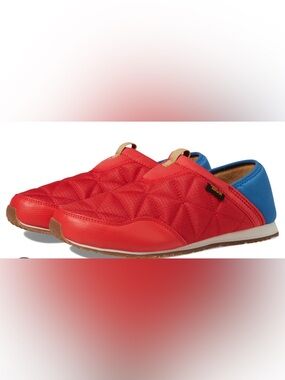 TEVA kids red and blue reember mocassins size 7 boys kids clog athletic shoes